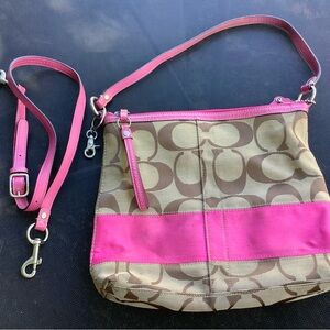 Auth Coach Signature Bag Kaki with pink xtra straps